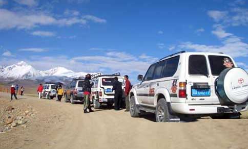 成都汽車租賃，&ldquo;有本無(wú)車&rdquo;一族出行的首選