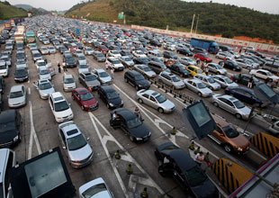 汽車庫存高預警或助力成都租車行發(fā)展