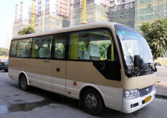 成都租中巴車(chē)需要注意什么